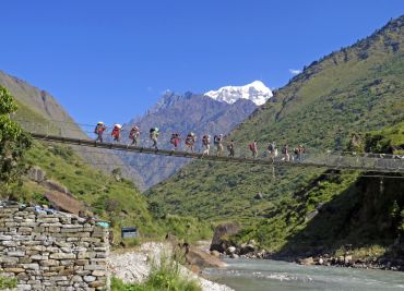 Hängebrücke vor Shingri Himal