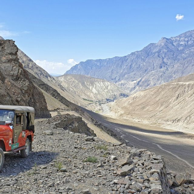 Mit dem Jeep Richtung Märchenwiese am Nanga Parbat