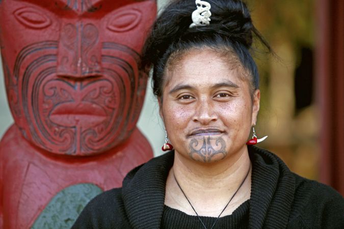 Gesichtsbemalung der Maori © Diamir