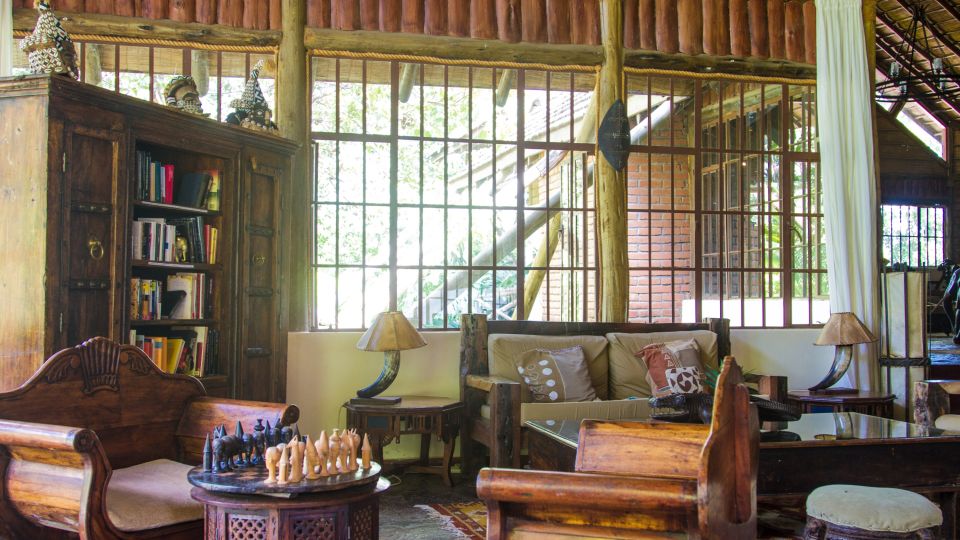 Lounge in der Arumeru River Lodge