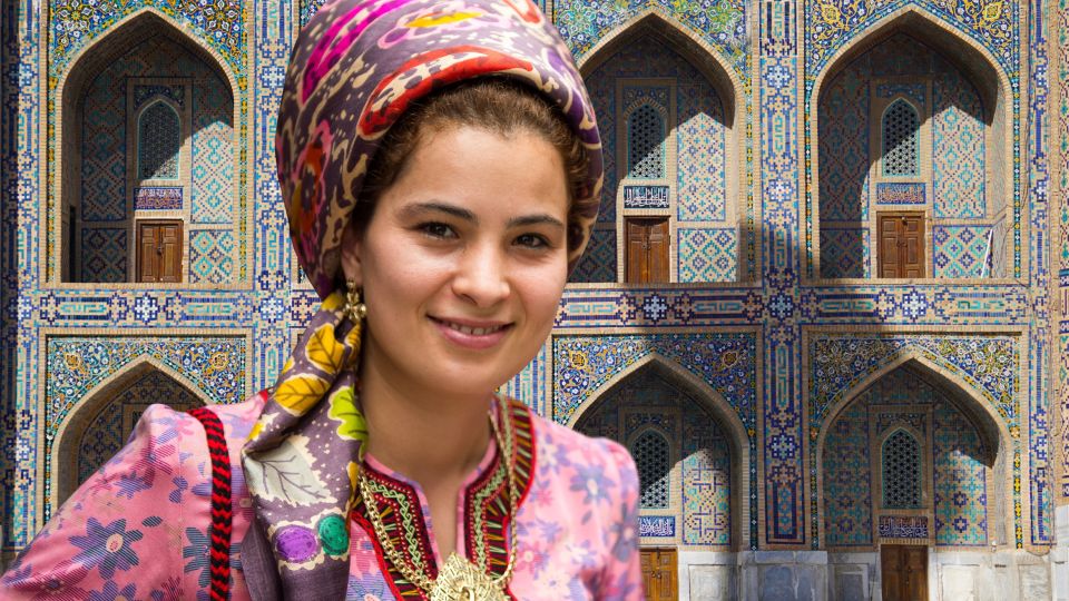 Begegnung am Registan in Samarkand