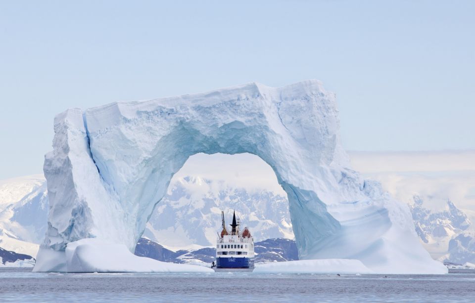 Antarktis: 8 Tage - Traum-Kombi für Polarfreunde: Pinguine & Eisberge treffen Panoramaflug & geballtes Fotowissen