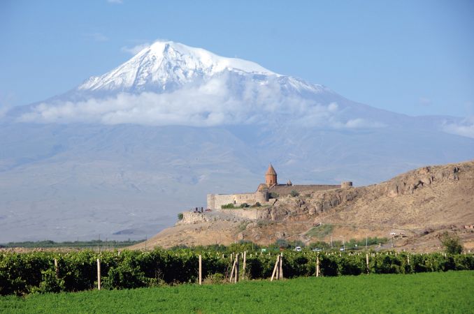 Kloster Chor Virap und Ararat © Diamir
