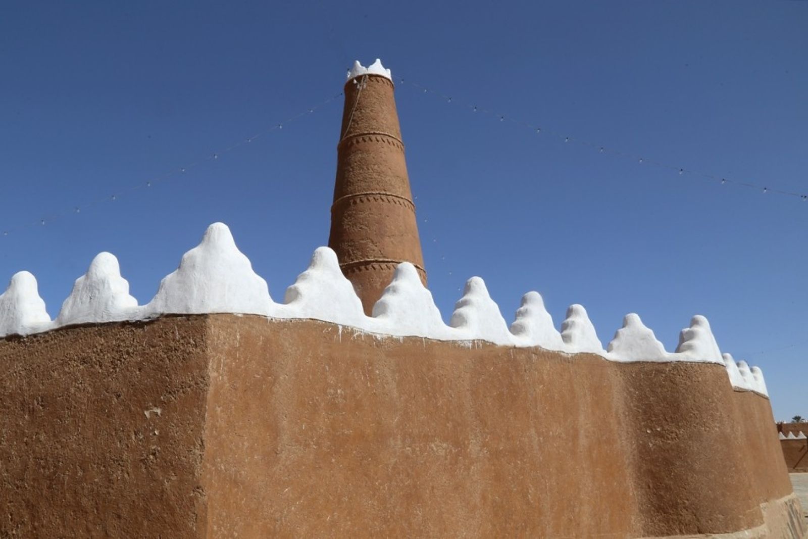 Moschee in traditioneller Lehmarchitektur der Nadschd-Region (Najd)