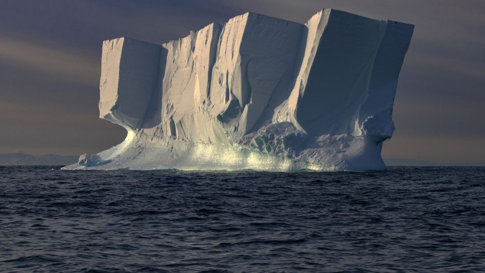 Eisberg-Massiv im Rossmeer