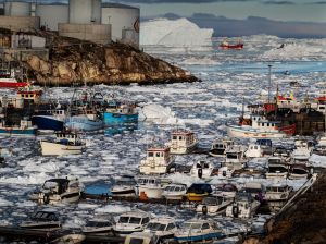 Blick auf den Hafen von Ilulissat