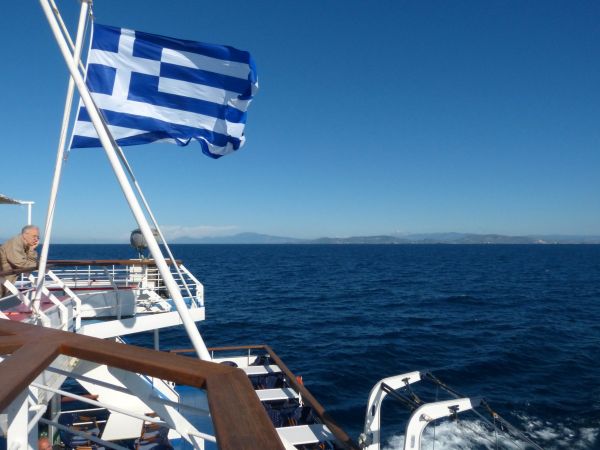 Mit der Fähre zwischen den Griechischen Inseln unterwegs © Diamir