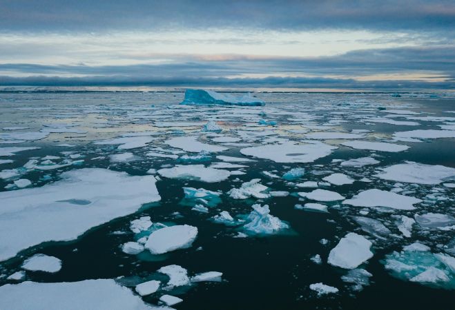 In der Arktis mit der Ocean Adventurer unterwegs © Diamir