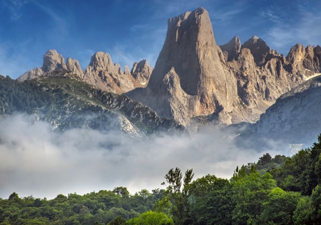 Picu Urriellu - der bedeutendsten Berge im spanischen Nationalpark Picos de Europa