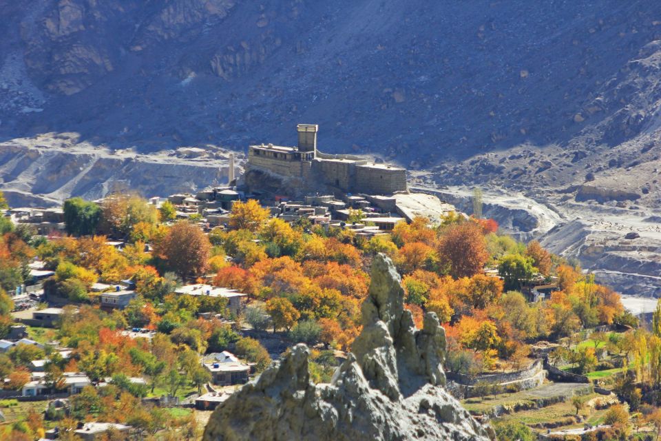 Eine Festung in den Bergen – das Altit-Fort