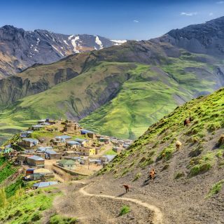 Berge im Norden Aserbaidschans bei Quba im Dorf Khinaluq