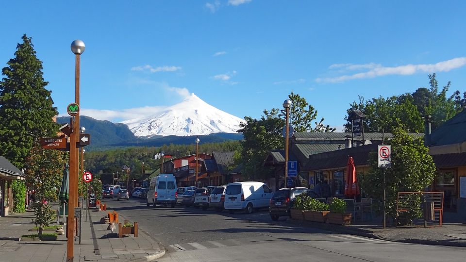 Pucon mit Blick auf Vulkan Villarrica