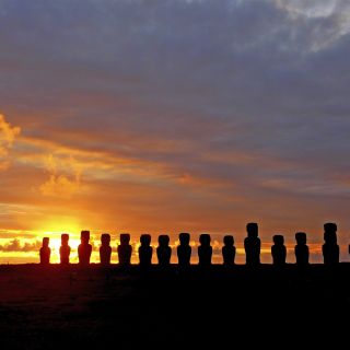Sonnenaufgang am Ahu Tongariki - Osterinsel