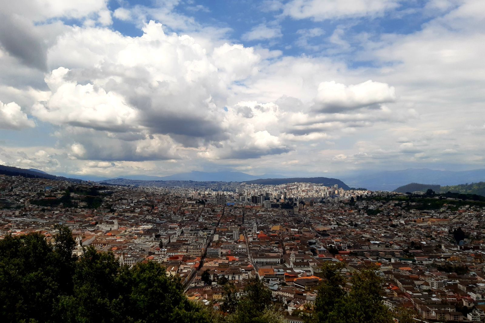 Quito,  die höchstgelegene Hauptstadt der Welt