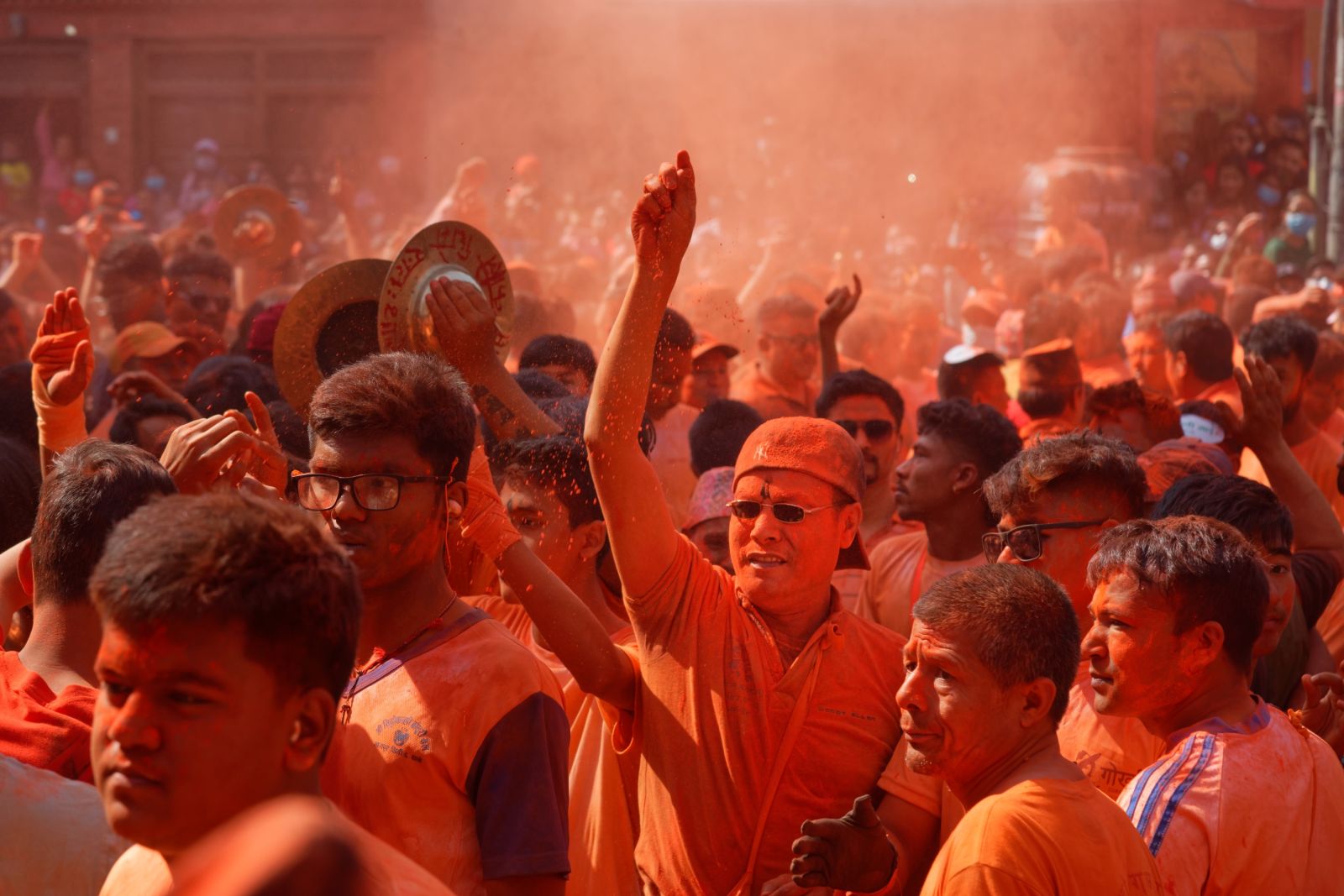 Das farbenfrohe Bisket-Jatra-Fest zum Anfassen