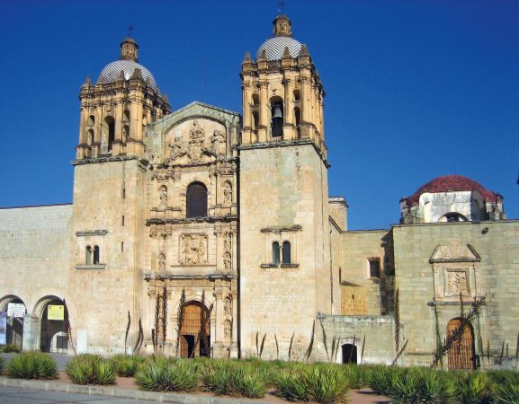Kirche in Oaxaca, Mexiko © Diamir
