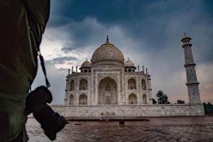 Am frühen Morgen am Taj Mahal in Agra