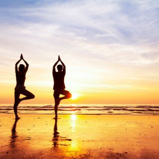 Yoga zum Sonnenuntergang