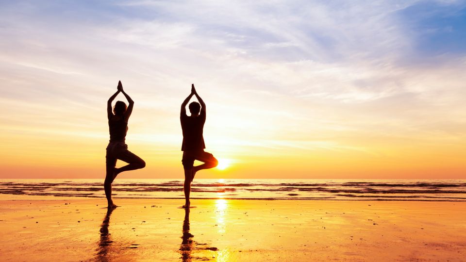 Yoga zum Sonnenuntergang