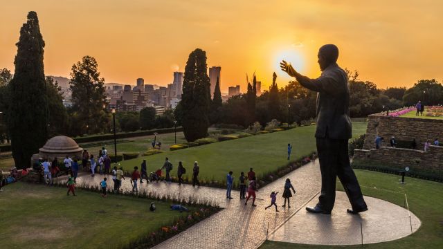 Mandela-Statue vor dem Union Building in Pretoria