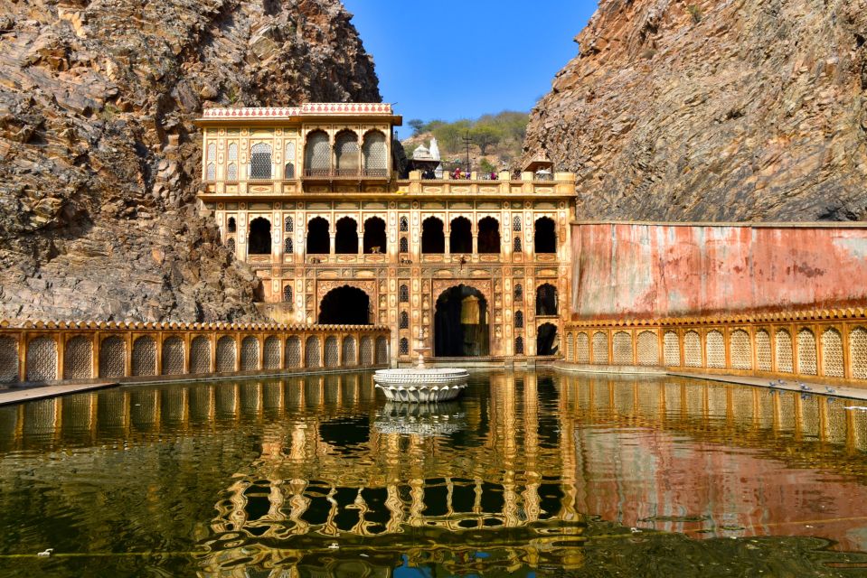 Galta Ji Tempel bei Jaipur. Der Hindutempel wird auch Affentempel genannt.
