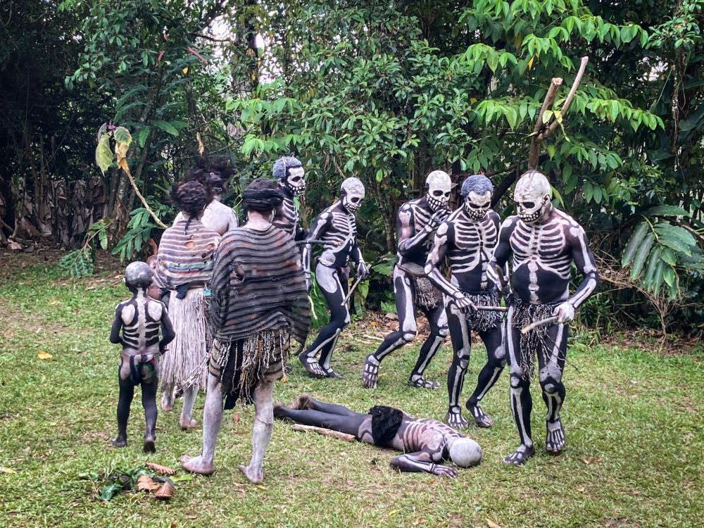 Skeleton Men in Simbu, Papua-Neuguinea