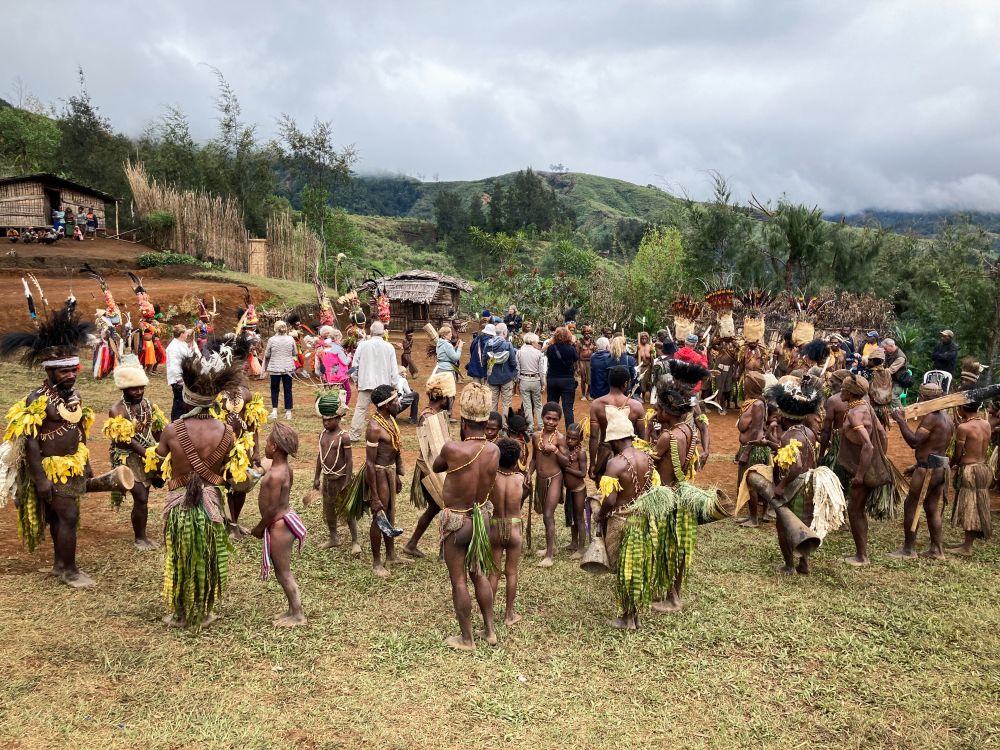 Traditionelles Fest der Kalam in Sambai, Papua-Neuguinea