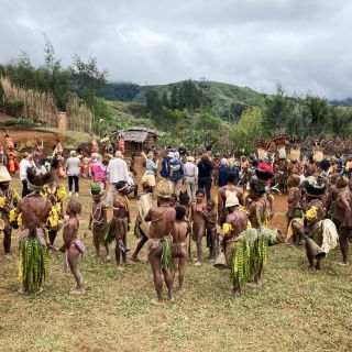 Traditionelles Fest der Kalam in Sambai, Papua-Neuguinea