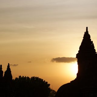 Der Tempel von Prambanan im Sonnenuntergang