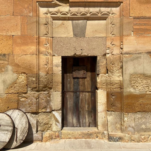 Portal in Mustafapasha