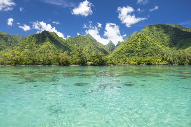 Traumhafte Bucht in Tahiti – Französisch-Polynesien