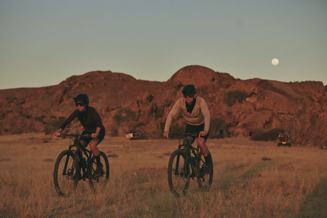 Rose Bike Event in Namibia – Brandberg © Diamir