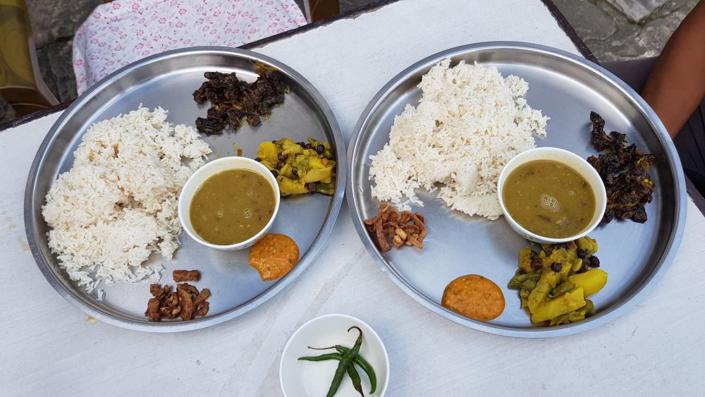 Dal Bhat, traditionelles Essen in Nepal