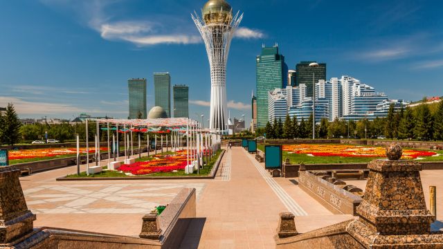 Bayterek Tower, Astana