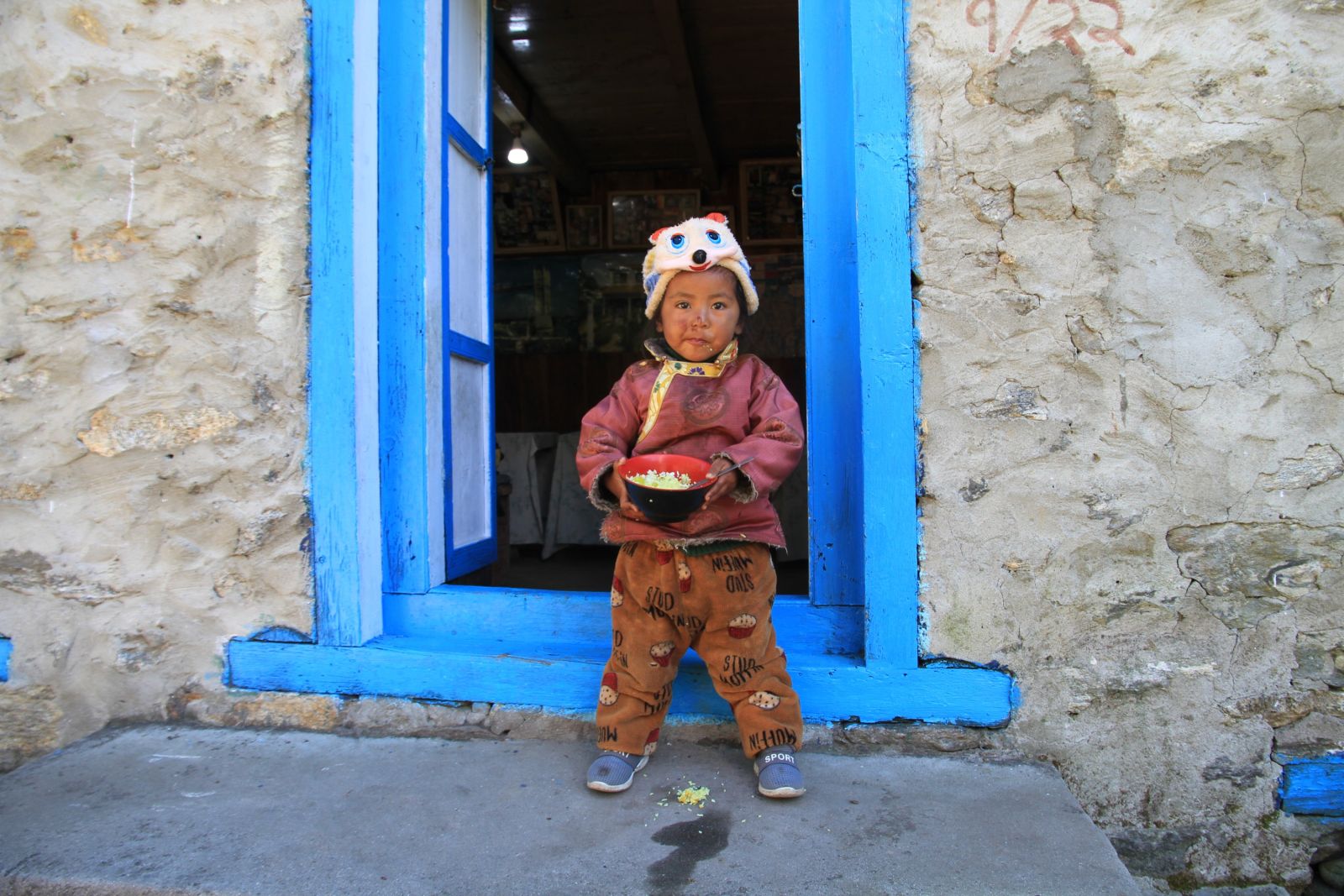 Die kleine Nichte unseres Sherpa-Guides Darinji