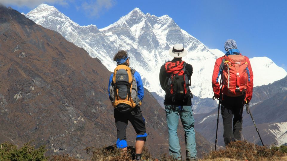 Ein letzter Blick zurück auf Mount Everest und Lhotse