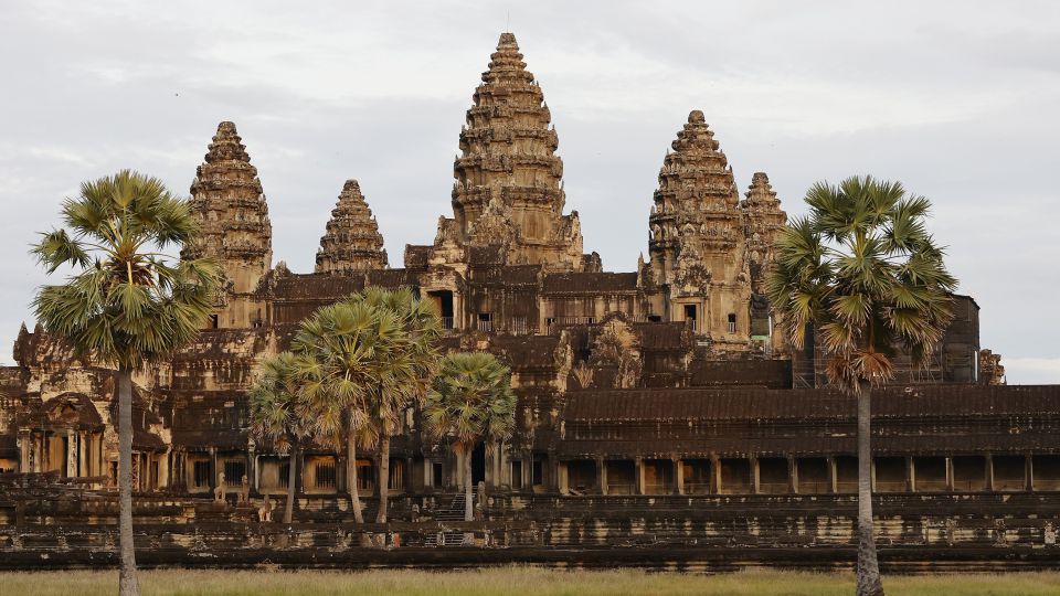 Eine der mächtigsten Tempelanlagen der Welt - Angkor Wat in Kambodscha
