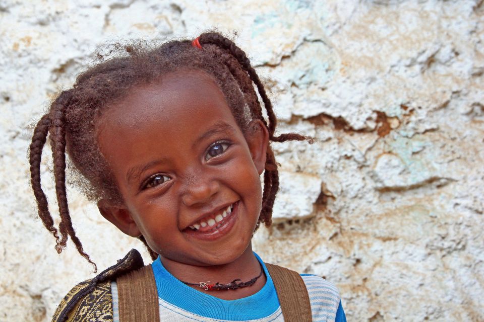 Lächelndes Mädchen in Harar