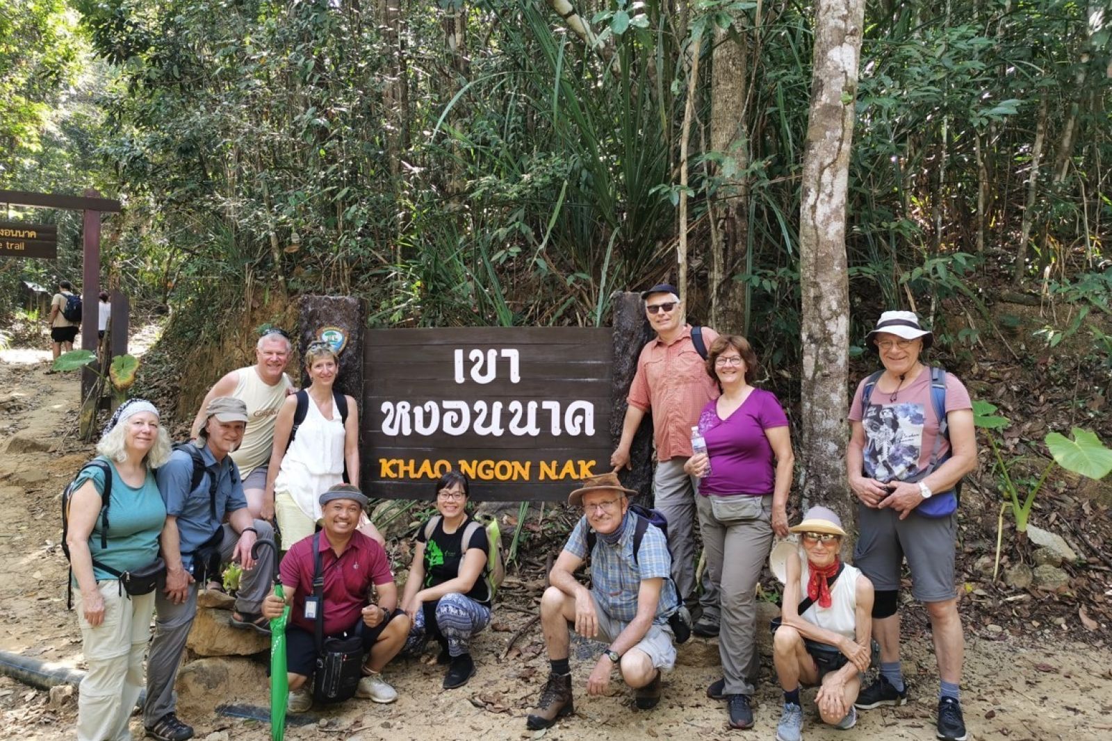 Gruppenbild im Khao Ngon-Nak Nationalpark