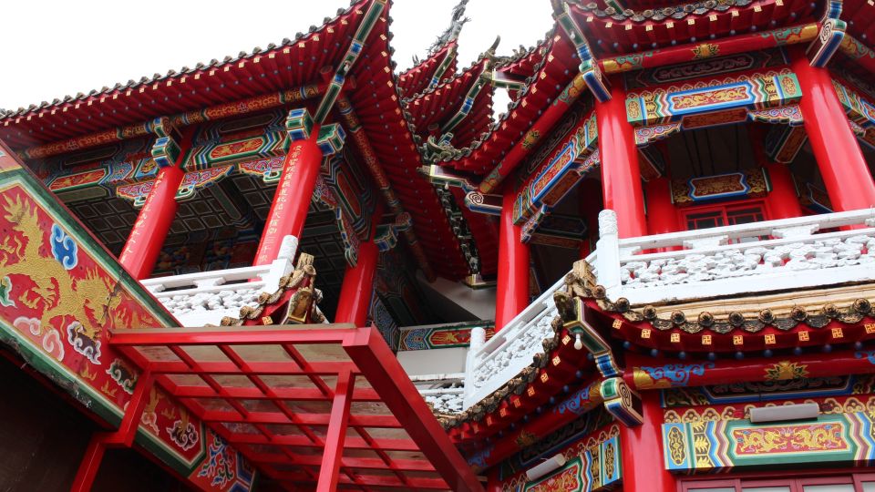 Der kunstvoll verzierte Zhinan-Tempel in Maokong gilt heute als einer der bedeutendsten taoistischen Tempel in Taiwan.