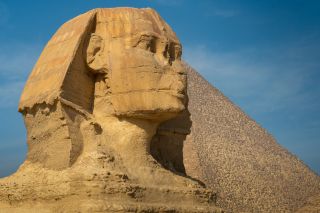 Sphinx und Pyramiden in Gizeh, Kairo
