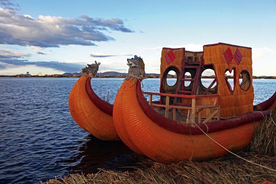 Schilfboot am Titicacasee