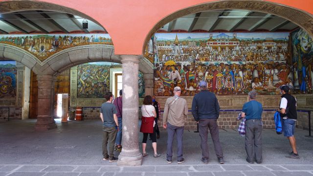 Faszinierende Wandgemälde im Regierungspalast von Tlaxcala