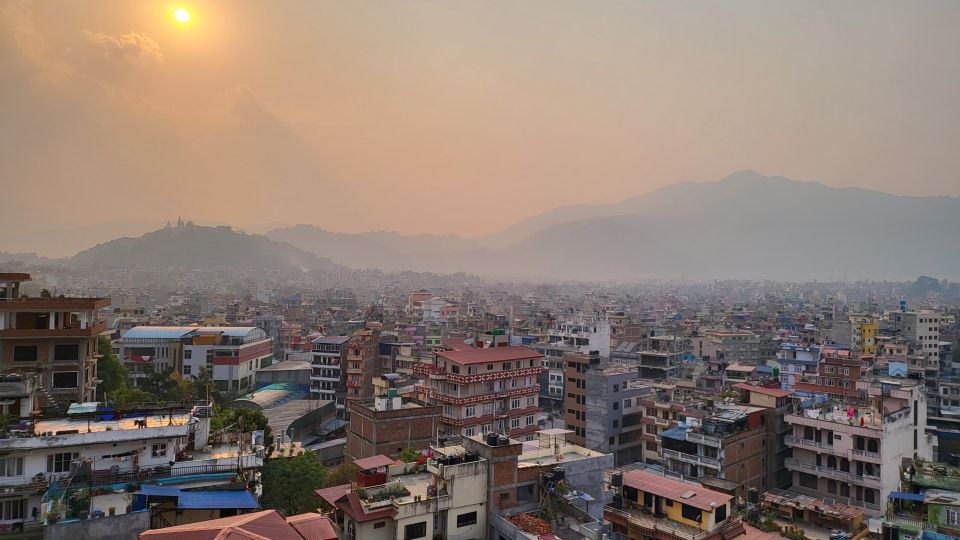 Blick auf Kathmandu und die Tempelanlage Swayambhunath
