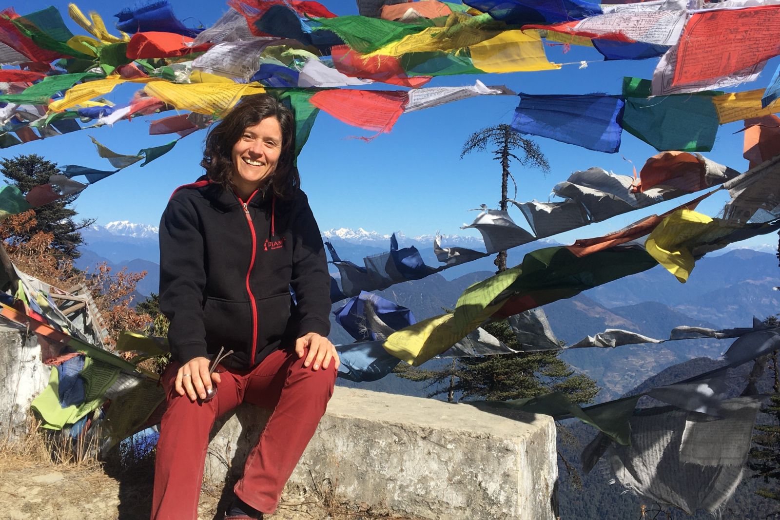 Sandra Marcon am Pass Thumsing-La in Bhutan