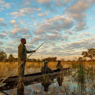 Im Mokoro durch das Okavango-Delta