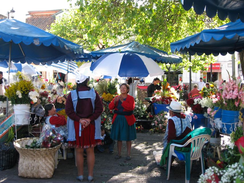 Blumenmarkt in Cuenca