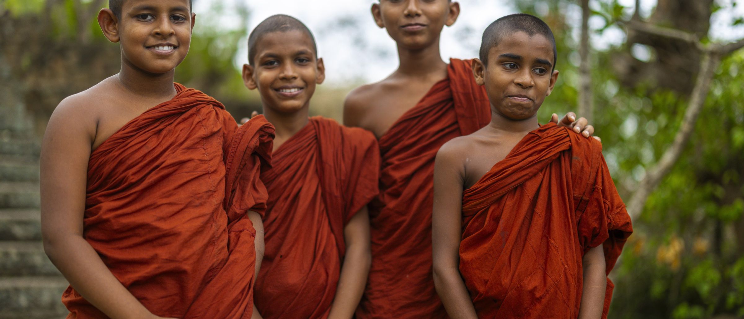 Junge Mönche in Sri Lanka