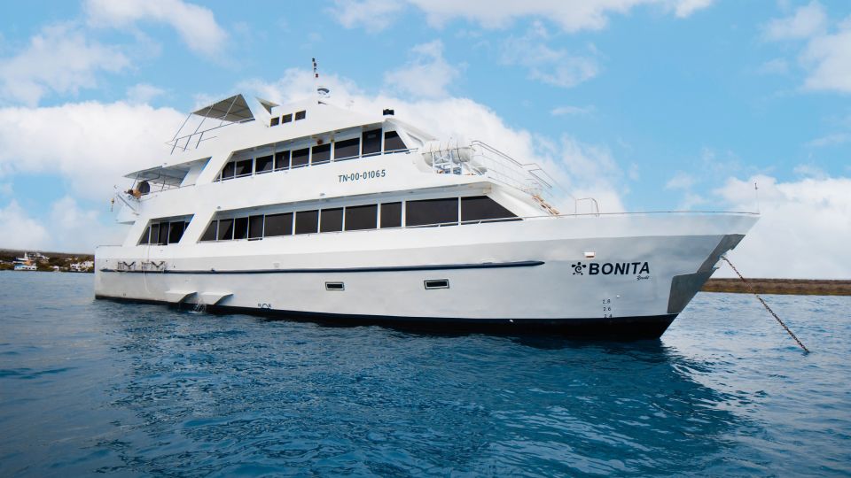 Yacht Bonita auf Galapagos