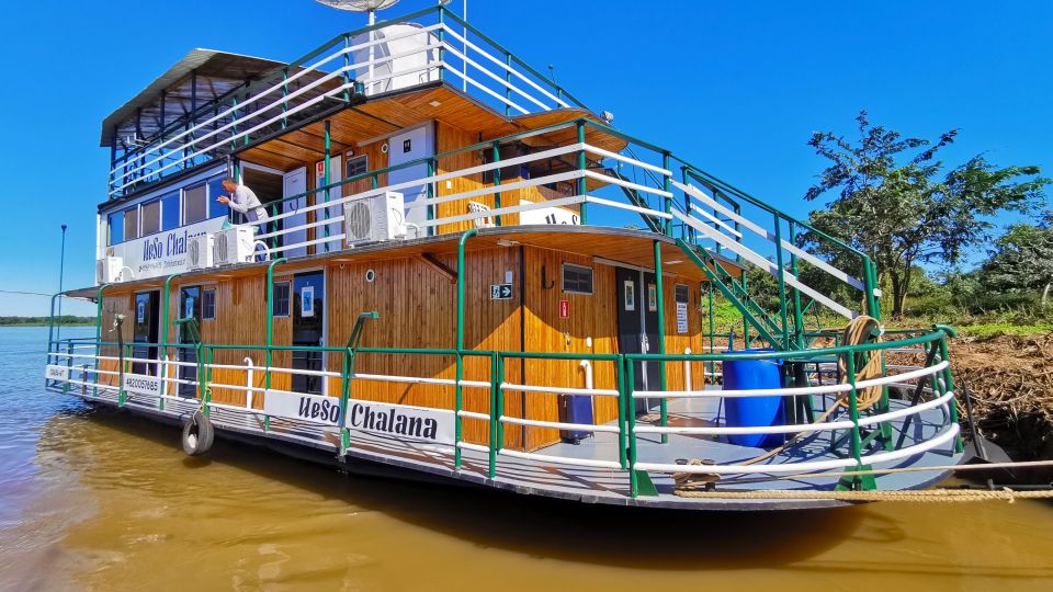 Hausboot UeSo Chalana im Pantanal
